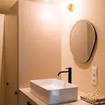 Living - Designer - Scandi بيت للعطل
