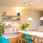 Living - Designer - Scandi بيت للعطل دربي