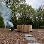 Living - Designer - Scandi بيت للعطل دربي