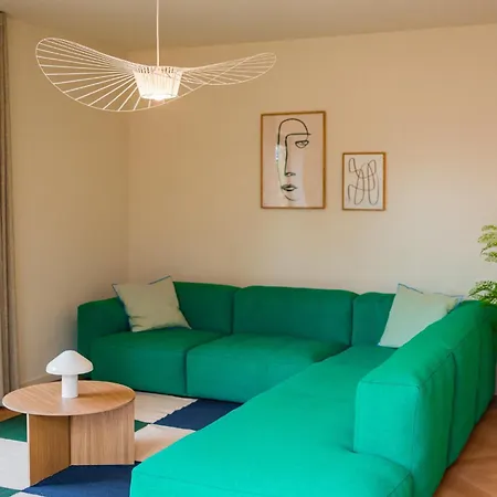 Living - Designer - Scandi بيت للعطل *