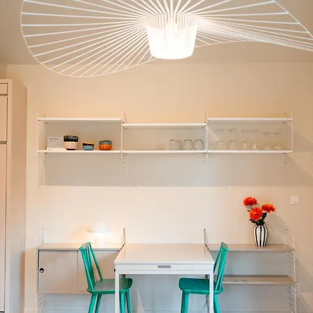 펜션 Living - Designer - Scandi *